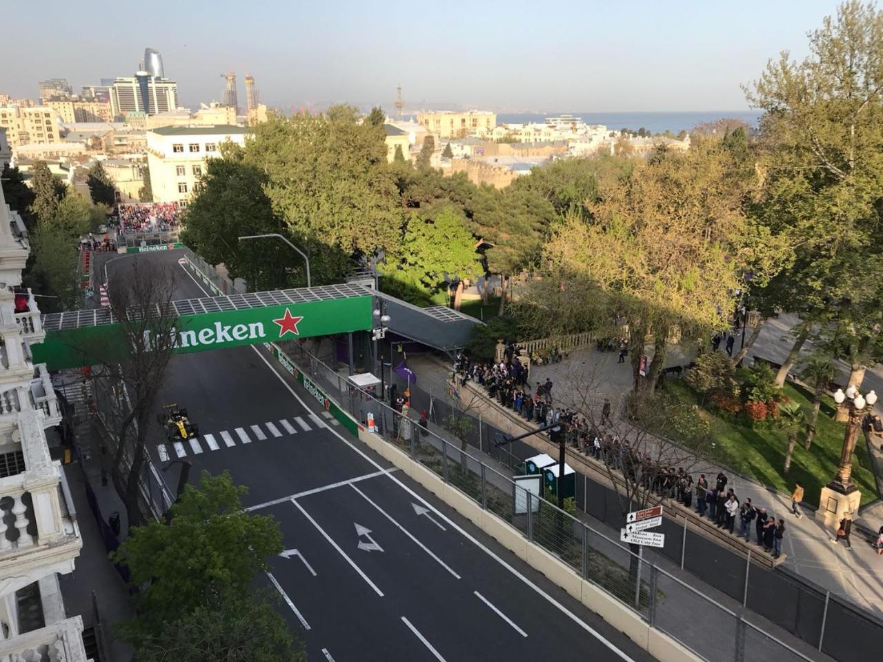 Gates Of Baku Apartment Exterior photo